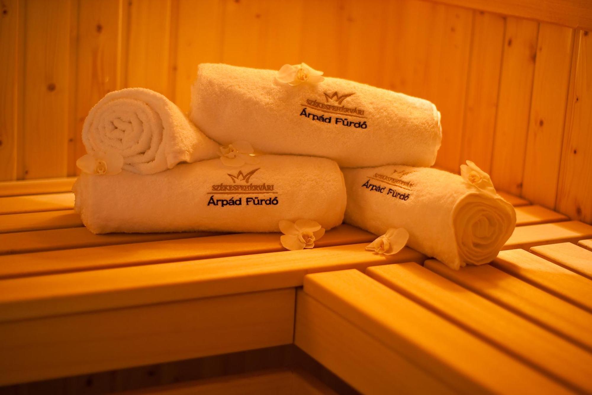Belvaros Resort Apartman & Spa Секешфехервар Экстерьер фото